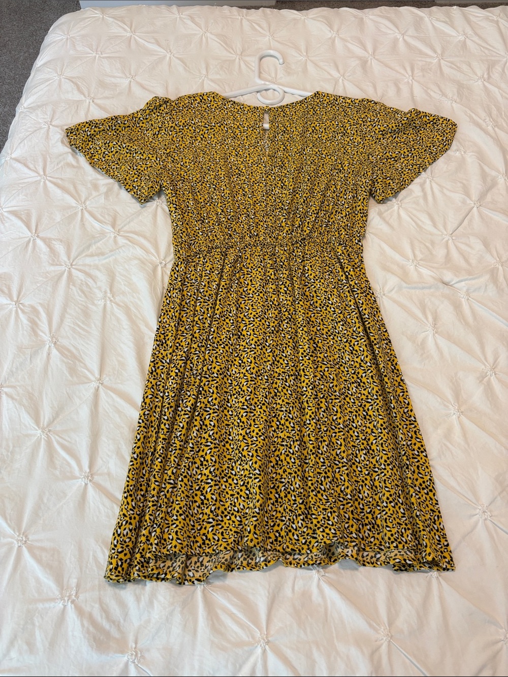 Women’s Yellow Animal Print Midi Dress - Picture 2 of 4